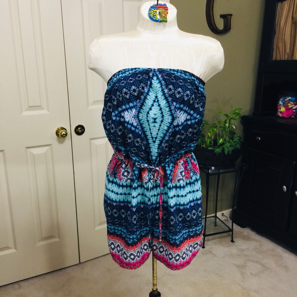 BeBop Strapless Romper Size M